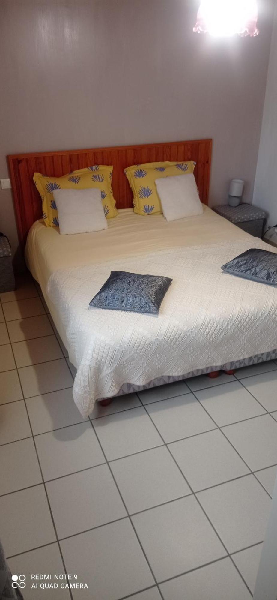 Chambre D'Hotes Les Ormeaux Saint-Georges-des-Coteaux Bagian luar foto